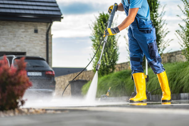 Best Parking Lot and Garage Cleaning  in Avonmore, PA
